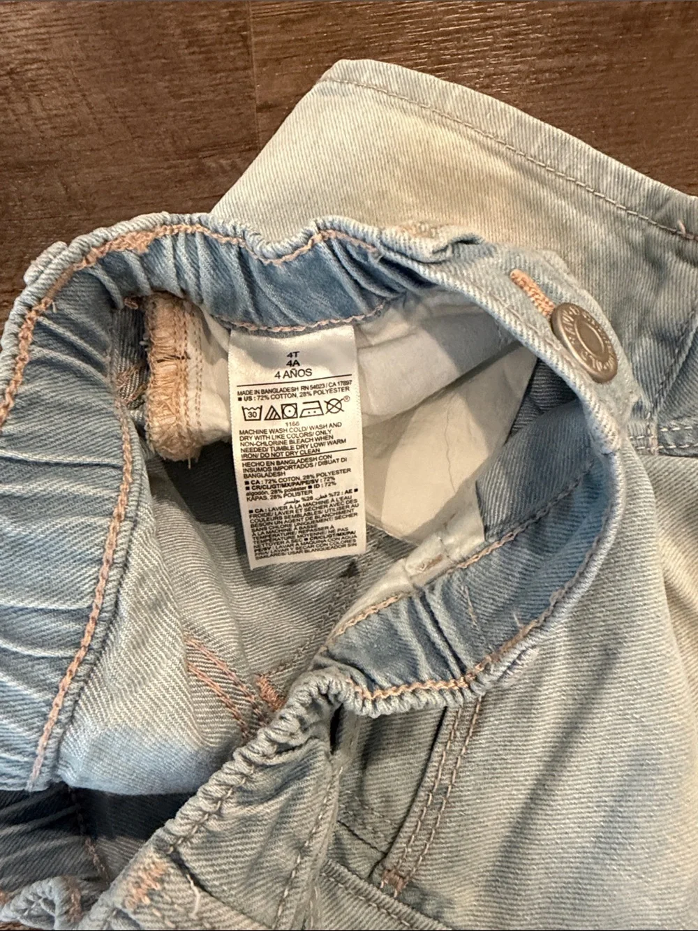 Old Navy 4T Pull-On Lightwash Denim Shorts